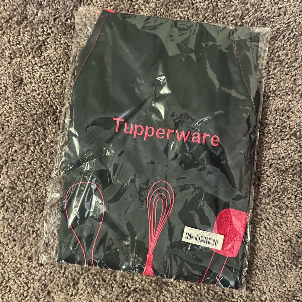 Tupperware Black Apron